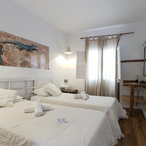 Habitación con 2 Camas Individuales